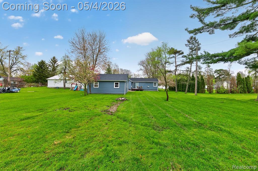 107 South Lester Street Capac, MI 48014 - Photo 28 of 43