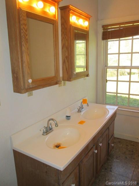 55 Dennis Farm Road Marshall, NC 28753 - Photo 20 of 31 Gallery Image 20