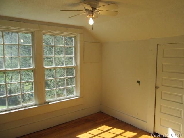 55 Dennis Farm Road Marshall, NC 28753 - Photo 28 of 31 Gallery Image 28