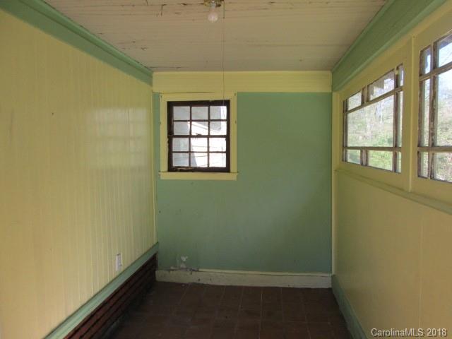 55 Dennis Farm Road Marshall, NC 28753 - Photo 4 of 31 Gallery Image 4
