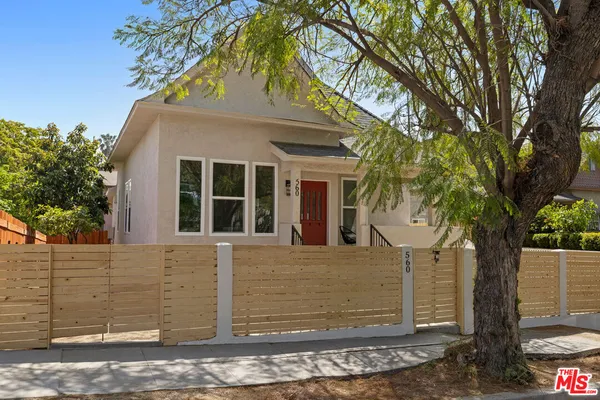 $899,000 | 560 North Westlake Avenue, Los Angeles, CA 90026