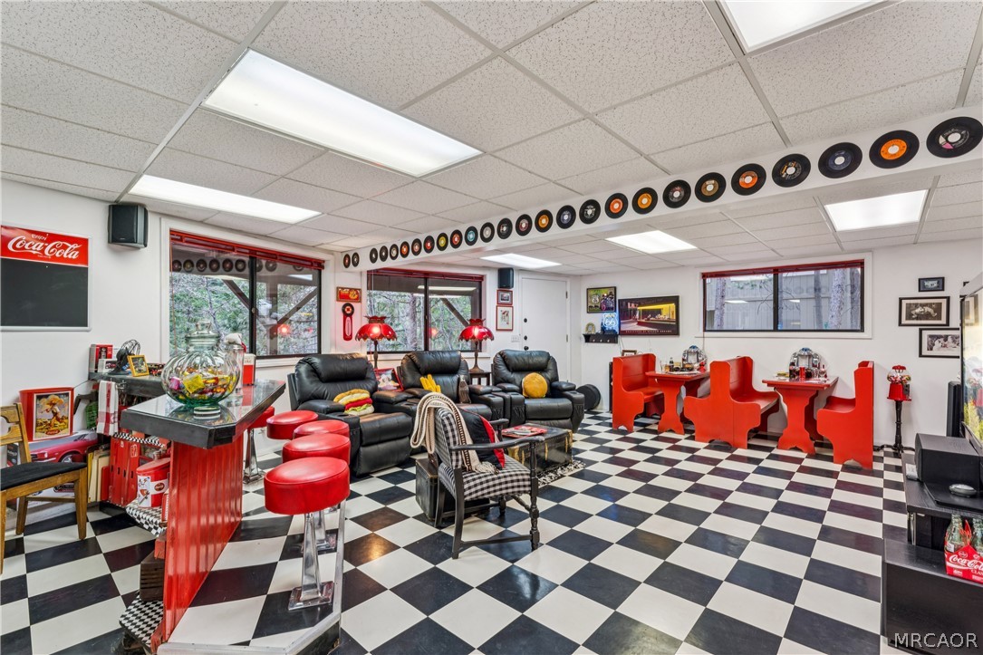 184 Massive Road Lake Arrowhead, CA 92352 - Photo 19 of 23