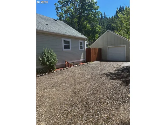 $329,000 | 46874 Sunset Avenue, Westfir, OR 97492