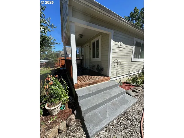 $329,000 | 46874 Sunset Avenue, Westfir, OR 97492