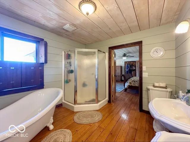 $650,000 | 3893 East 650 North, Windfall, IN 46076