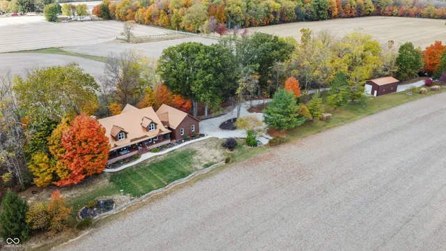 $650,000 | 3893 East 650 North, Windfall, IN 46076