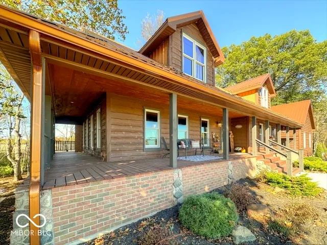 $650,000 | 3893 East 650 North, Windfall, IN 46076