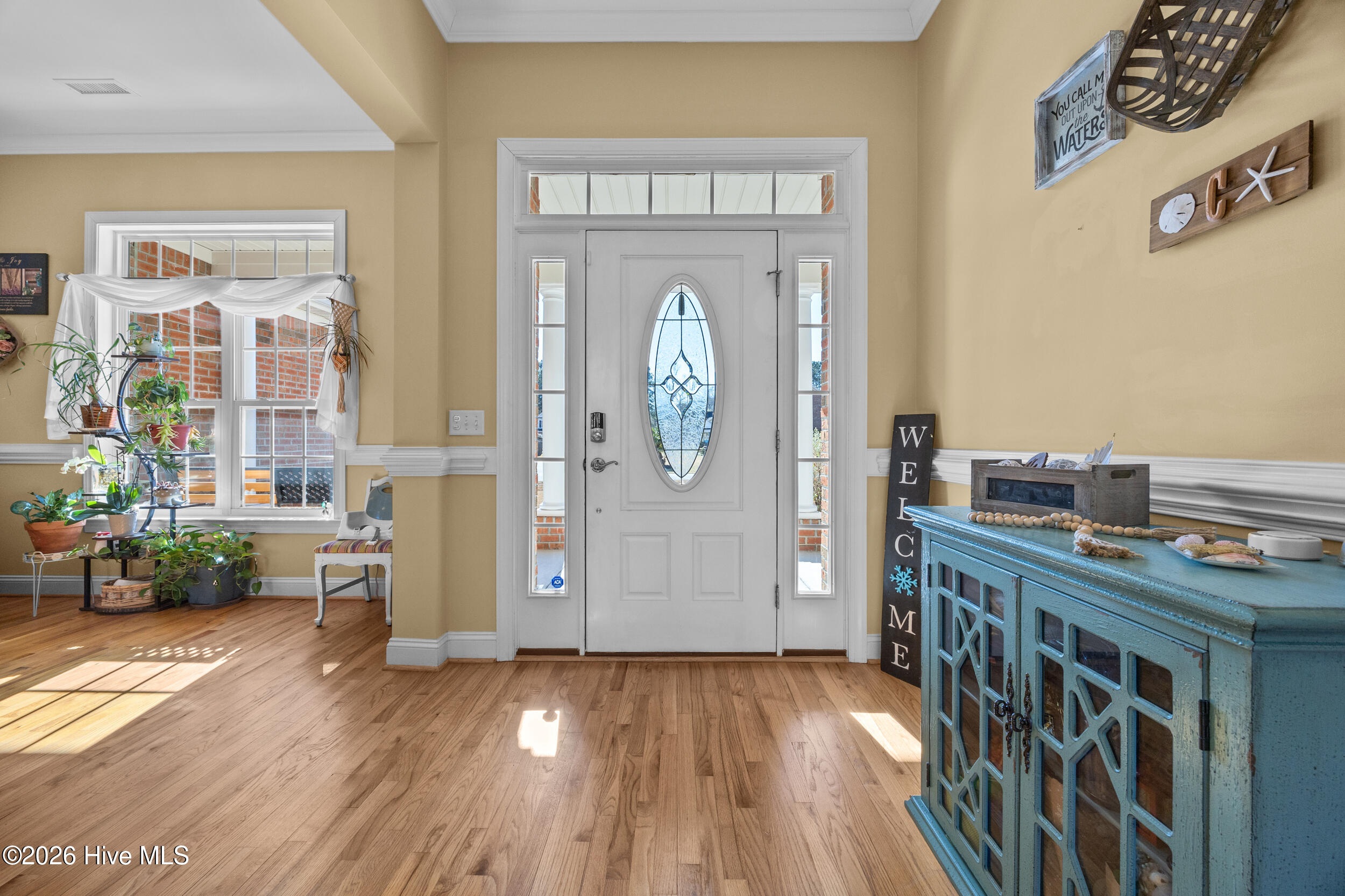 102 Wayfarer Drive Rocky Point, NC 28457 - Photo 11 of 65 15_foyer