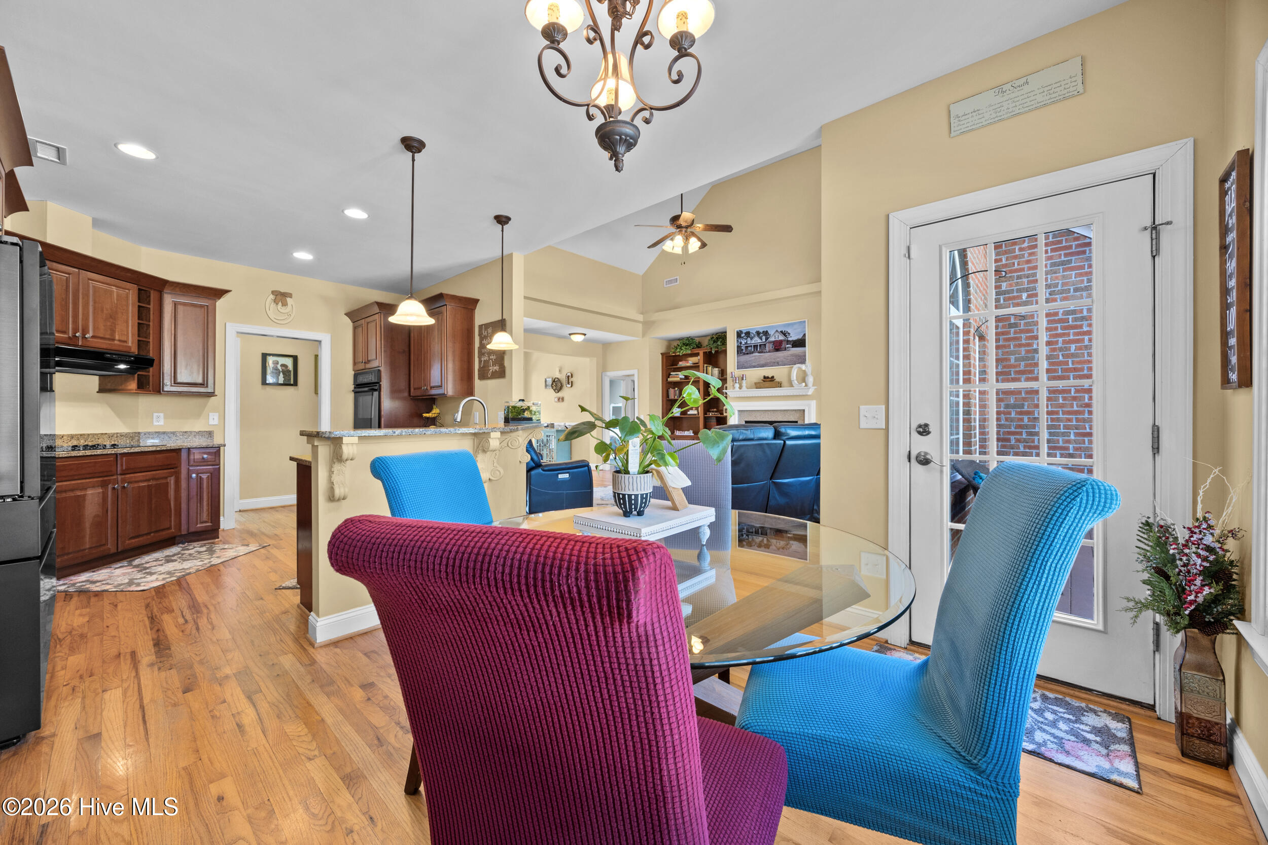 102 Wayfarer Drive Rocky Point, NC 28457 - Photo 22 of 65 34_dining area