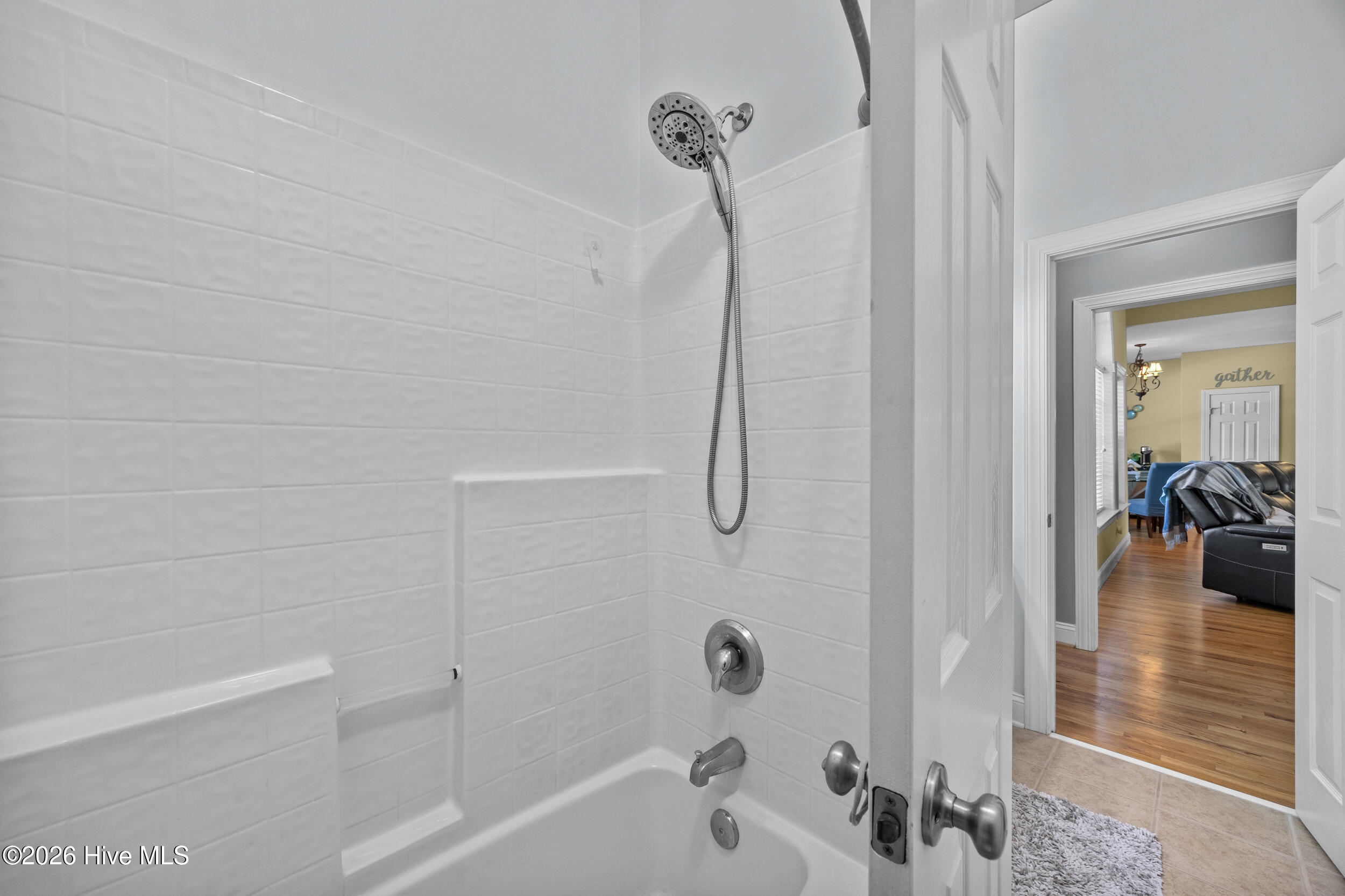 102 Wayfarer Drive Rocky Point, NC 28457 - Photo 27 of 65 30_bathroom