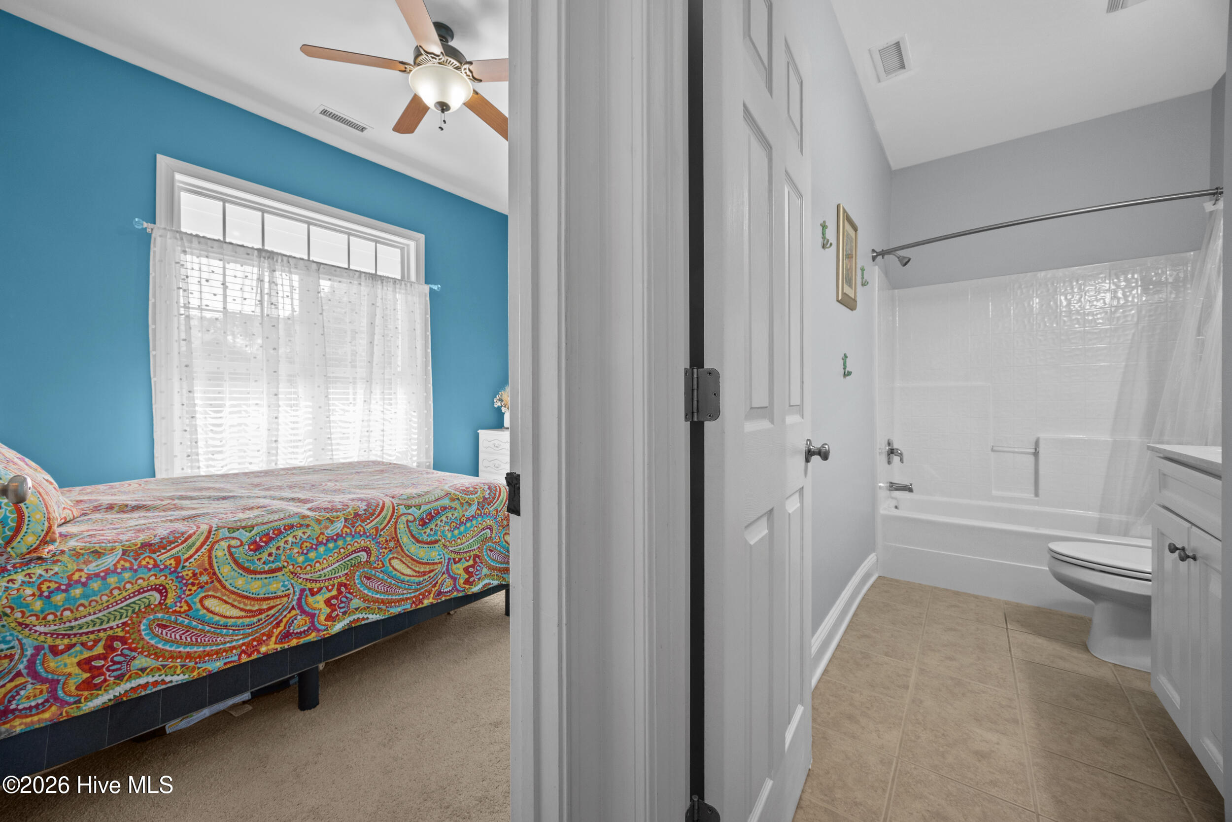 102 Wayfarer Drive Rocky Point, NC 28457 - Photo 30 of 65 22_bedroom