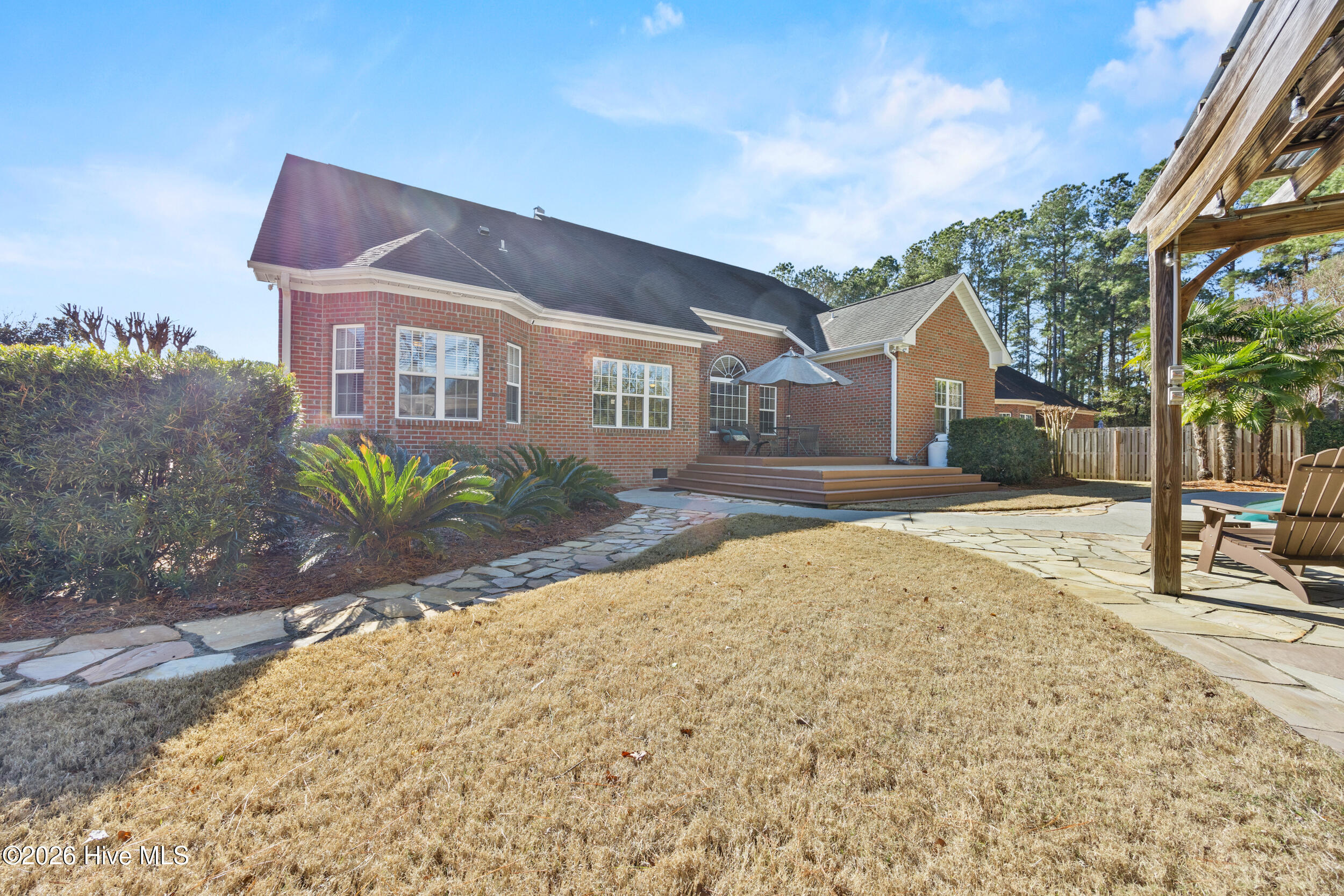 102 Wayfarer Drive Rocky Point, NC 28457 - Photo 47 of 65 52_back exterior