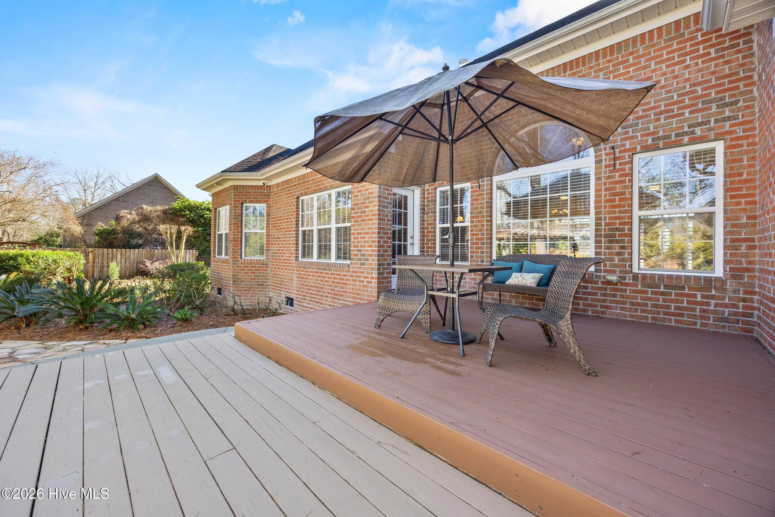 102 Wayfarer Drive Rocky Point, NC 28457 - Photo 49 of 65 54_deck