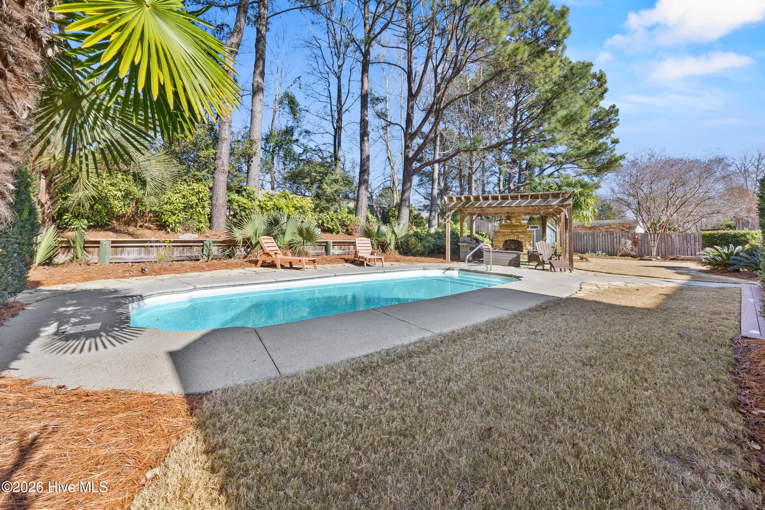 102 Wayfarer Drive Rocky Point, NC 28457 - Photo 50 of 65 55_pool