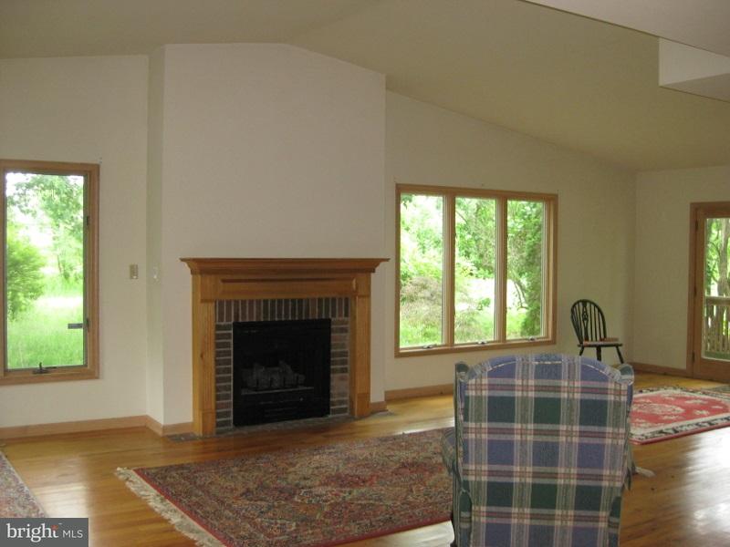 600 Long Road Gettysburg, PA 17325 - Photo 3 of 16