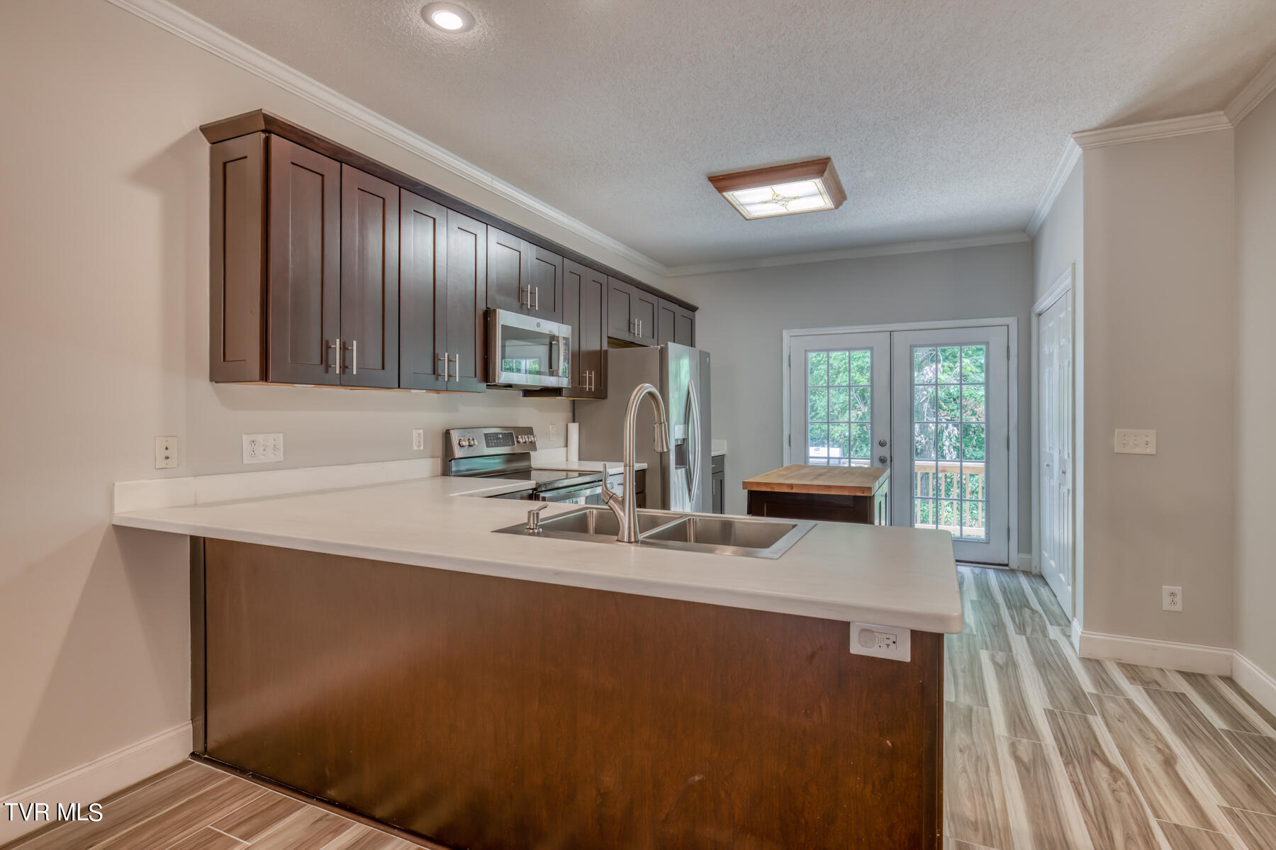 24 Cherokee Ridge Court Johnson City, TN 37604 - Photo 11 of 37 24 Cherokee Ridge Ct-10