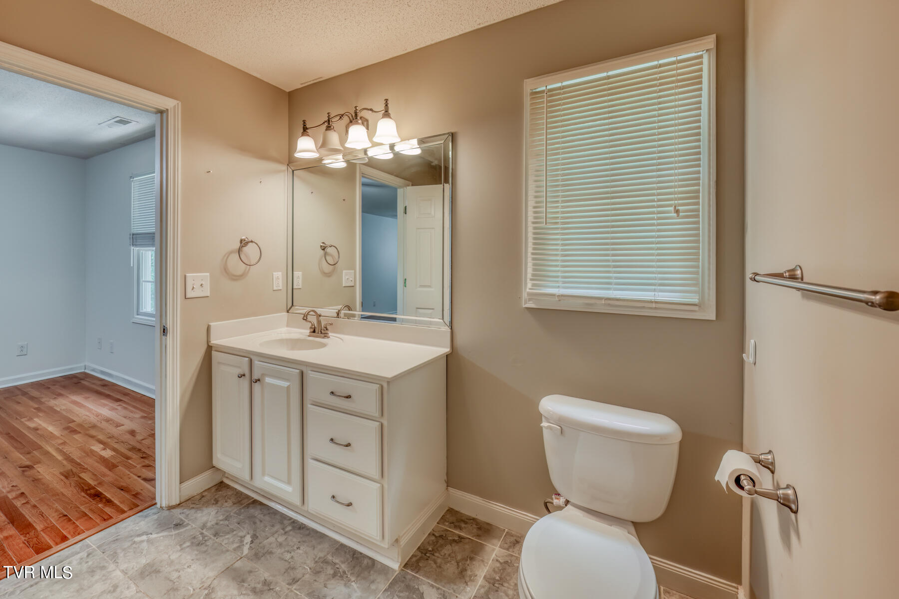 24 Cherokee Ridge Court Johnson City, TN 37604 - Photo 32 of 37 24 Cherokee Ridge Ct-28