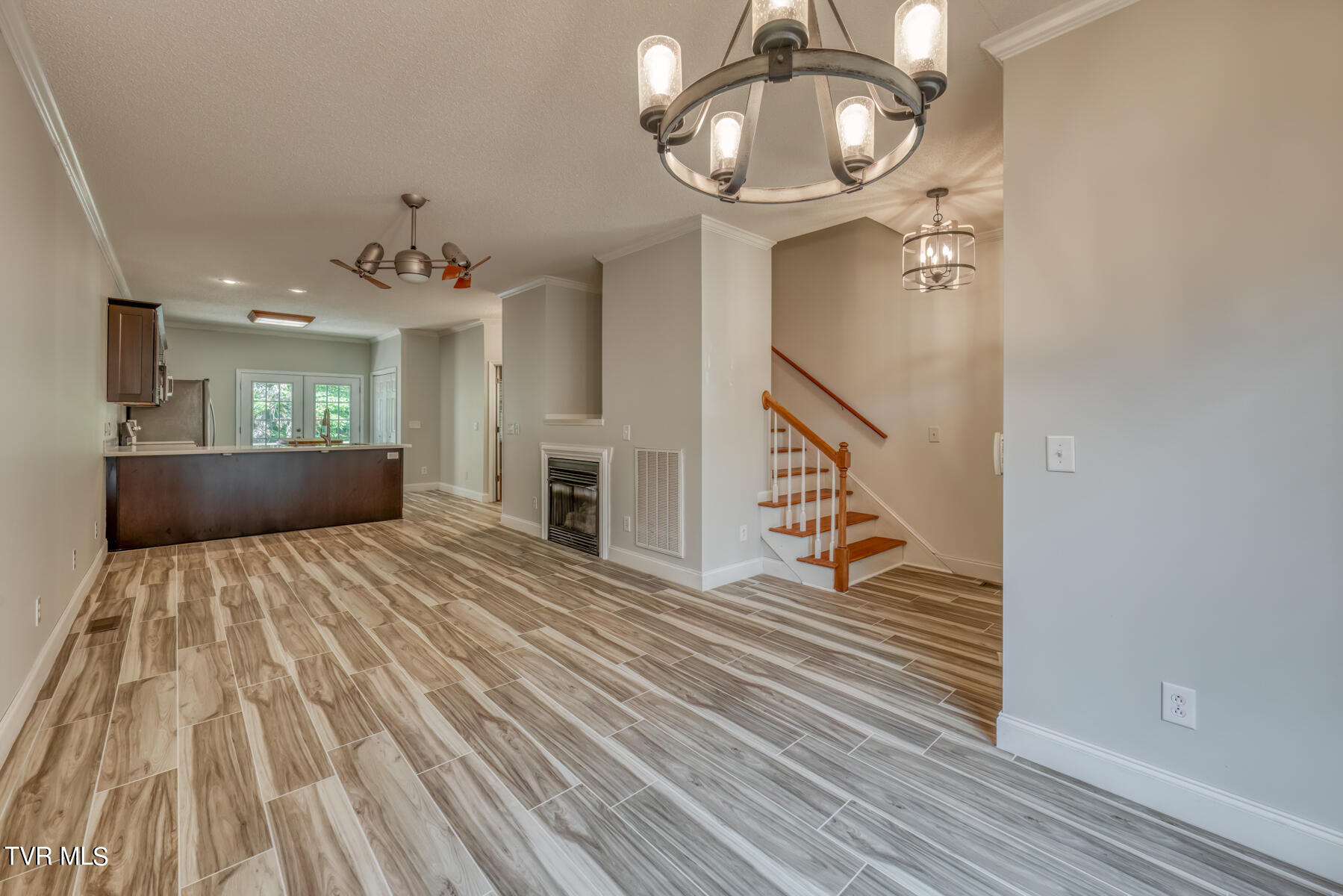 24 Cherokee Ridge Court Johnson City, TN 37604 - Photo 6 of 37 24 Cherokee Ridge Ct-6