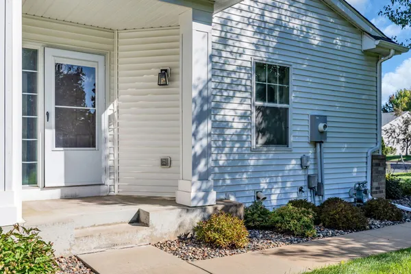 $389,900 | 2394 Beech Street West, Rosemount, MN 55068