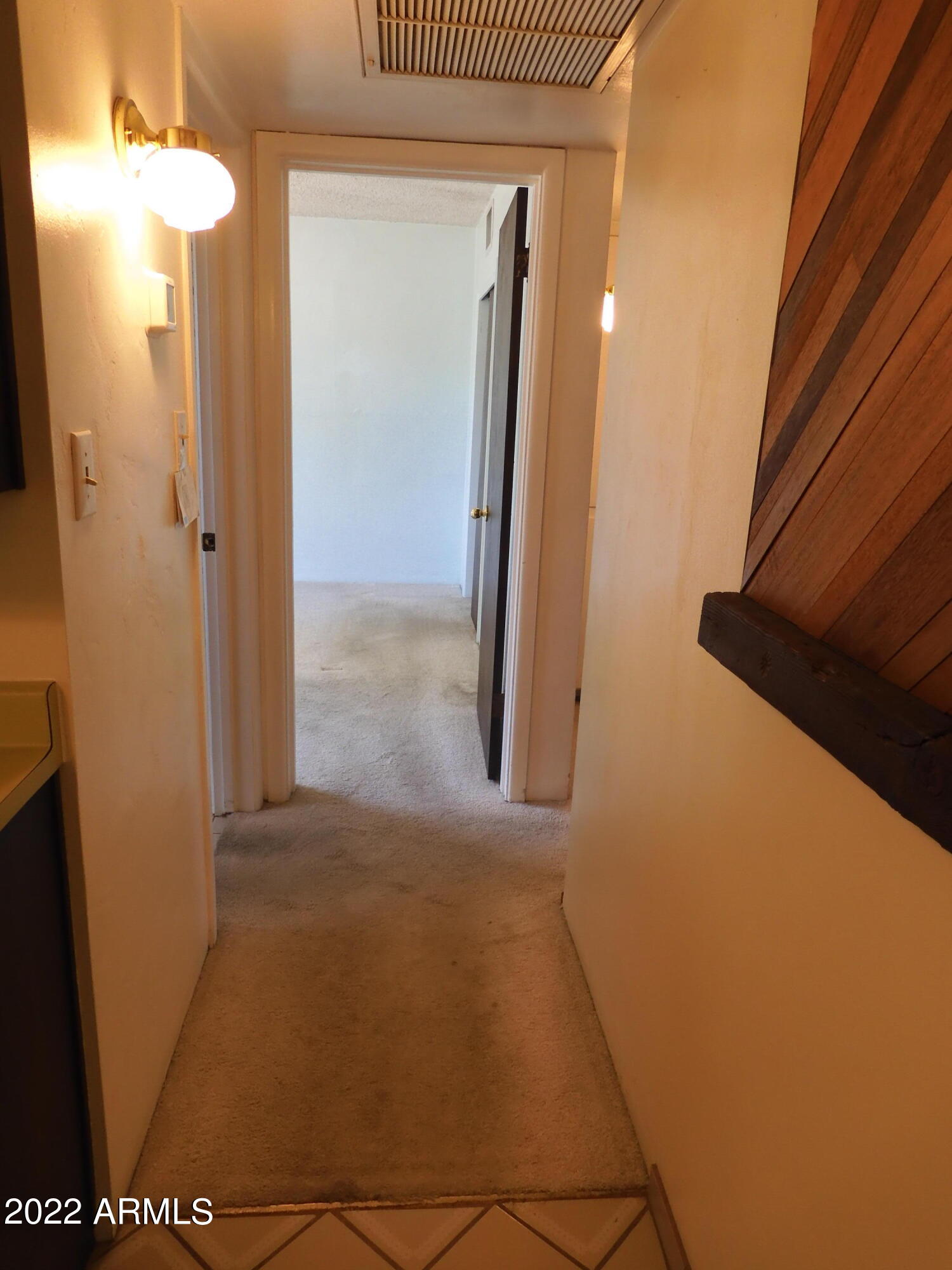 2825 North 33rd Street Phoenix, AZ 85008 - Photo 17 of 42 Hallway