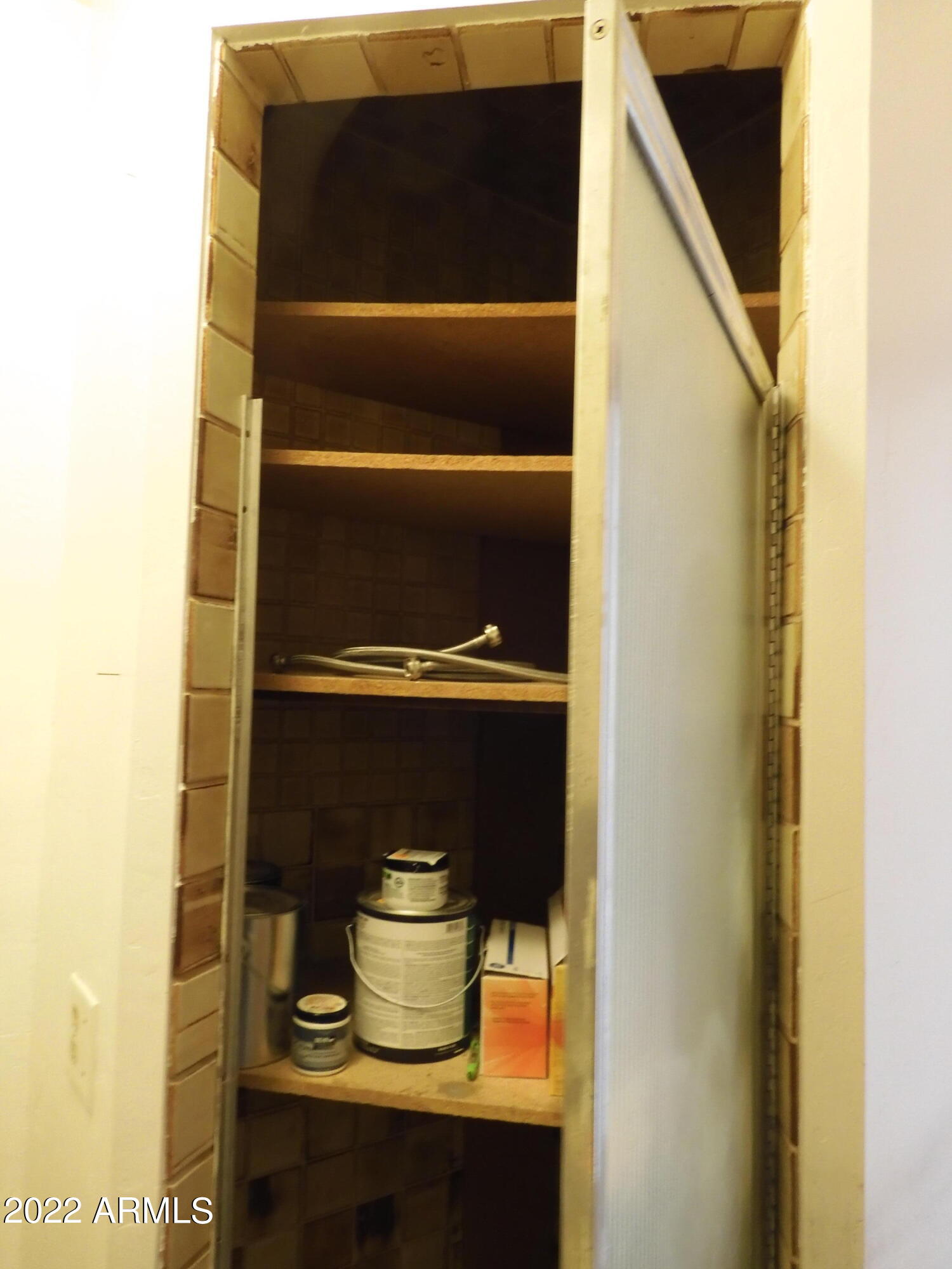2825 North 33rd Street Phoenix, AZ 85008 - Photo 27 of 42 Laundry Room