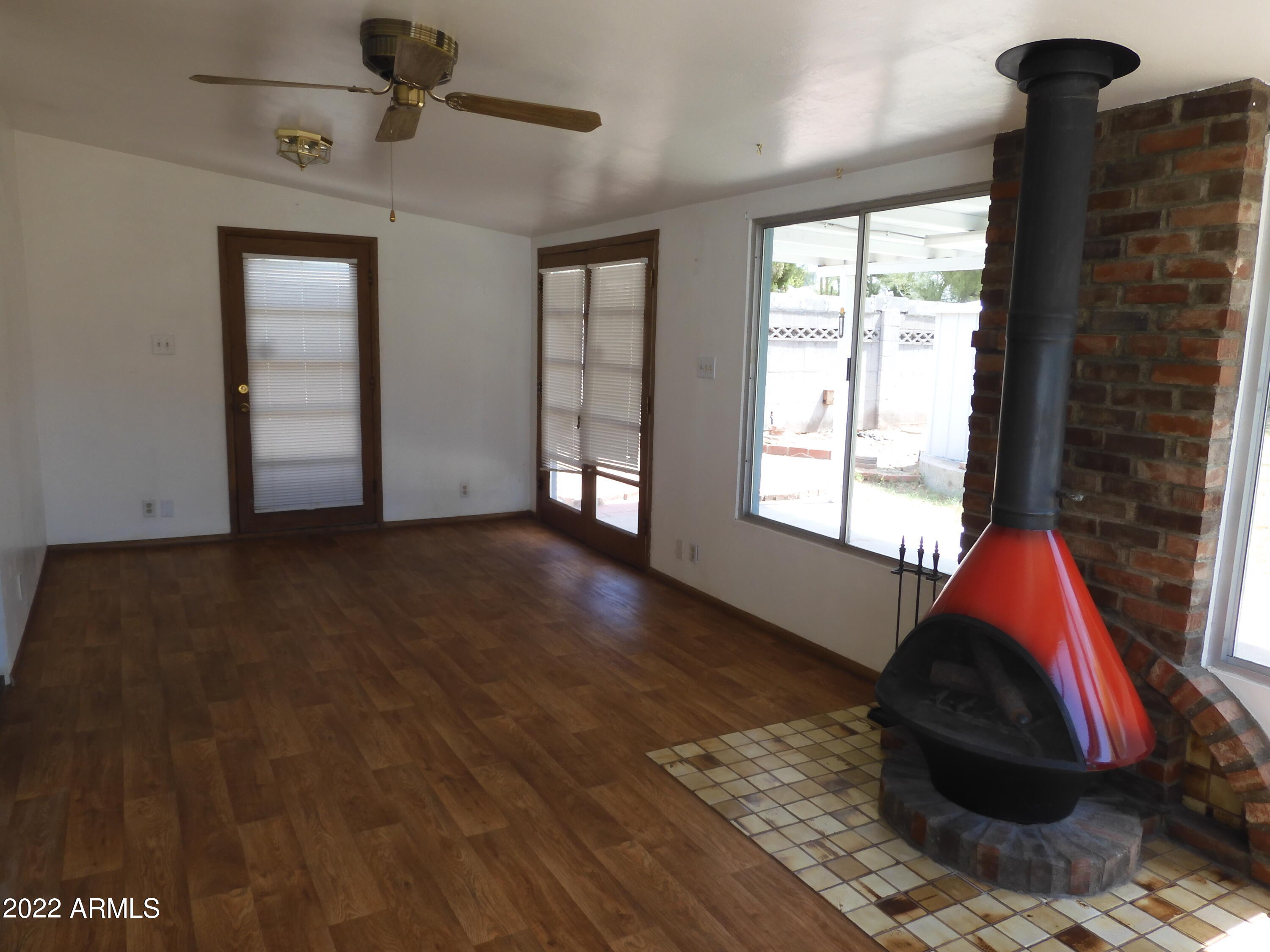 2825 North 33rd Street Phoenix, AZ 85008 - Photo 4 of 42 Temp Controlled AZ Room