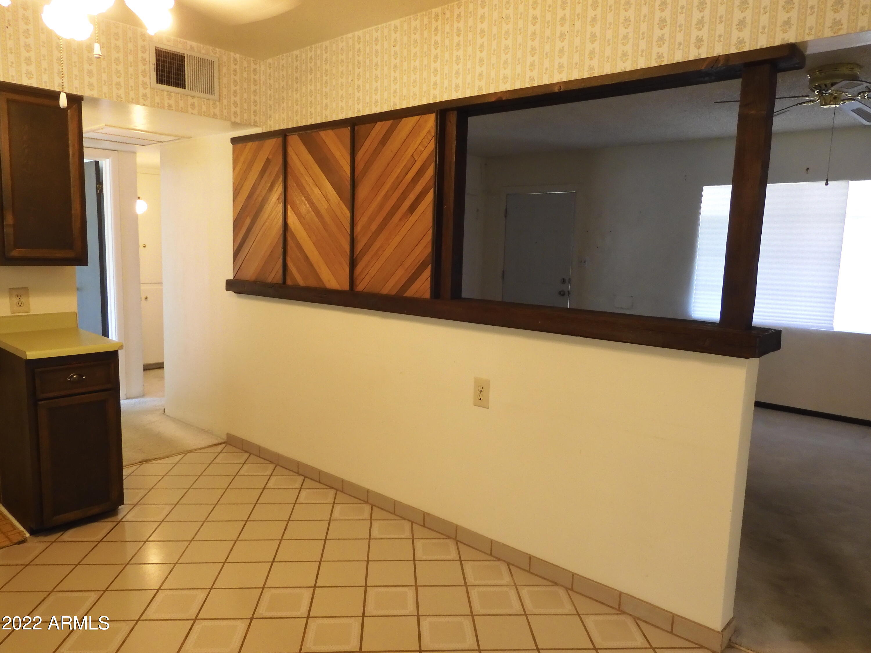2825 North 33rd Street Phoenix, AZ 85008 - Photo 10 of 42 Kitchen