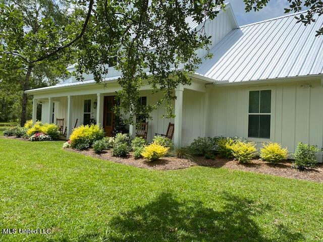13633 Wolf River Road Gulfport, MS 39503 - Photo 3 of 41 IMG_5503