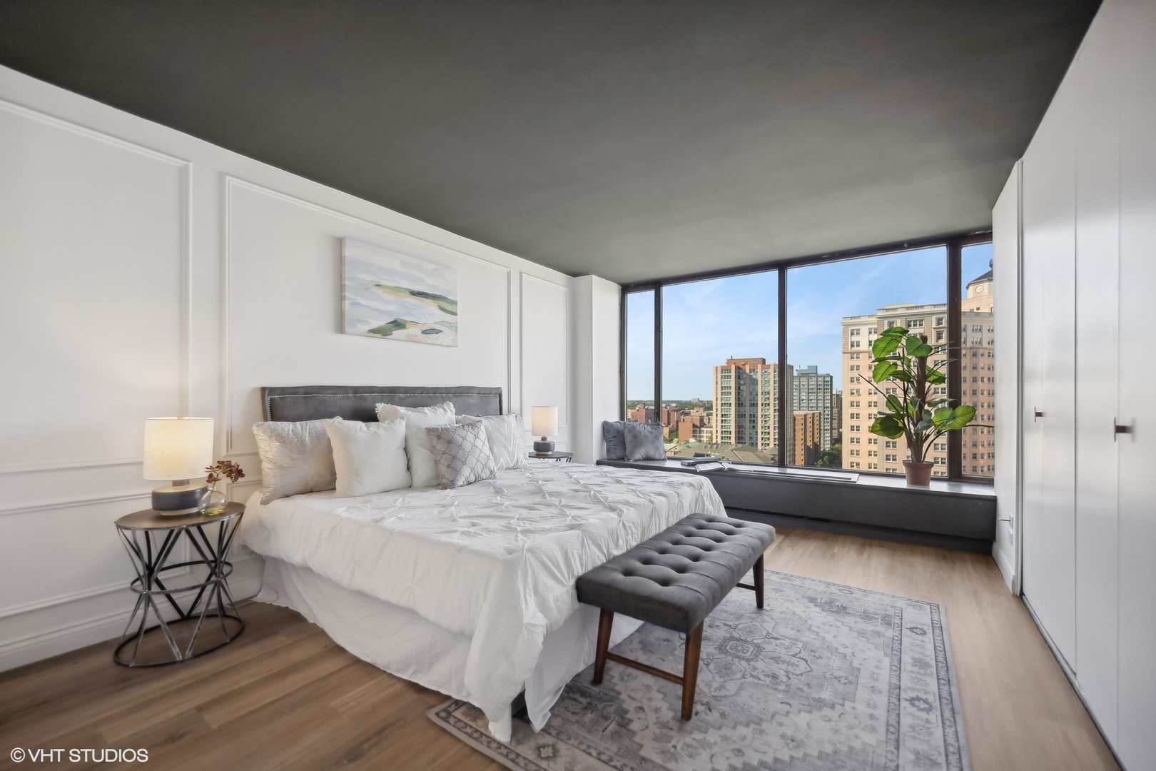 5455 North Sheridan Road, Unit 1711 Chicago, IL 60640 - Photo 12 of 19