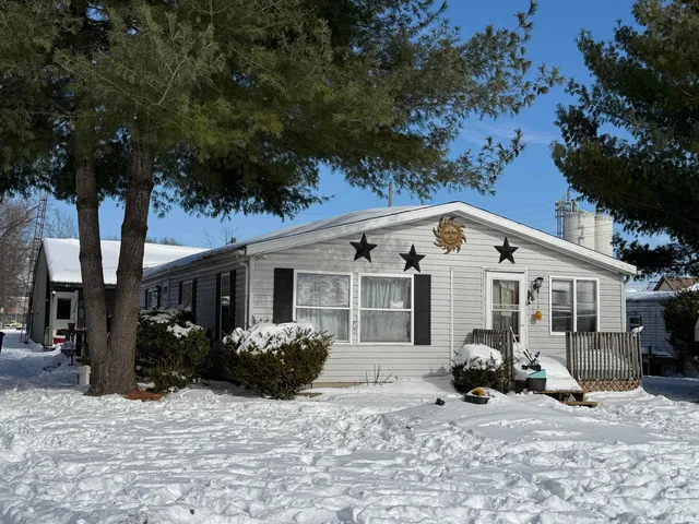 $69,900 | 319 East Frank Street, Mitchell, IN 47446