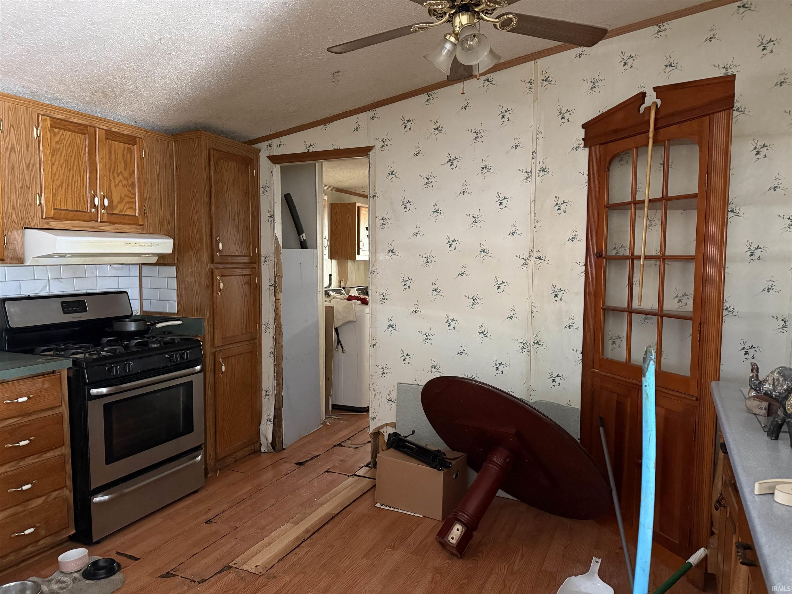 319 East Frank Street Mitchell, IN 47446 - Photo 2 of 15