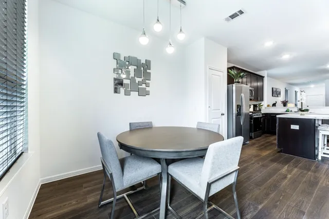 $2,100 | 16745 Oak Bough Drive, Conroe, TX 77302