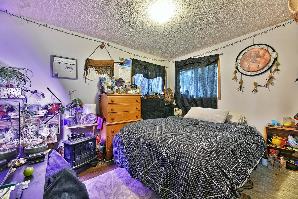 1324 Glenbrook Loop Road Riddle, OR 97469 - Photo 12 of 24 11. Bedroom 2
