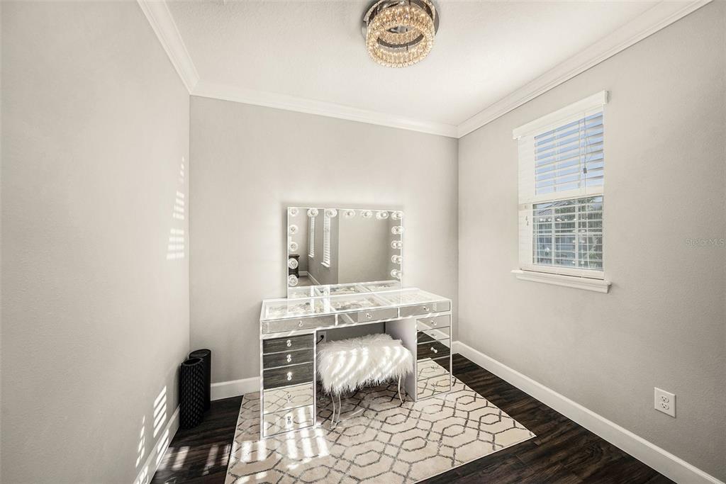 6412 Key Island Boulevard Apollo Beach, FL 33572 - Photo 16 of 42 a workspace with wooden floor