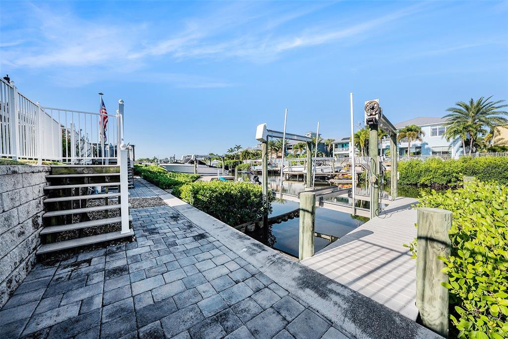 6412 Key Island Boulevard Apollo Beach, FL 33572 - Photo 36 of 42 a view of a terrace with chairs