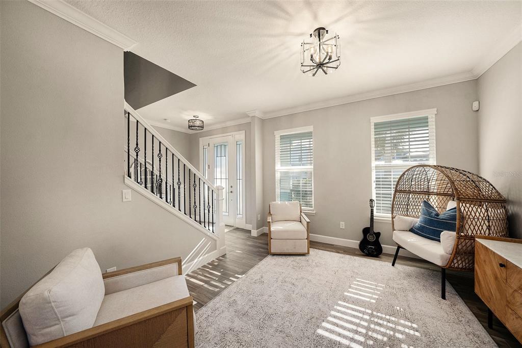 6412 Key Island Boulevard Apollo Beach, FL 33572 - Photo 6 of 42 a living room with furniture