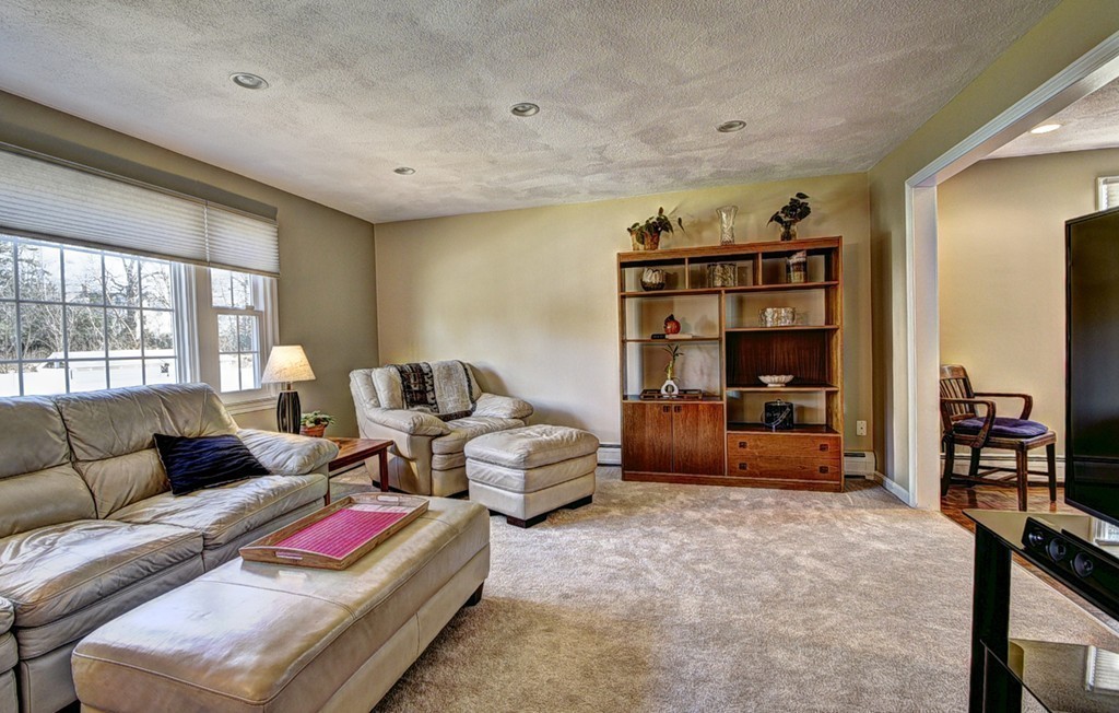 15 Fox Run Road Danvers, MA 01923 - Photo 3 of 30 Gallery Image 3
