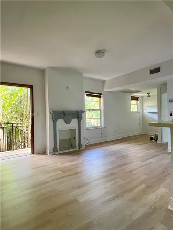 $2,600 | 4812 Pine Tree Drive, Unit 308, Miami Beach, FL 33140