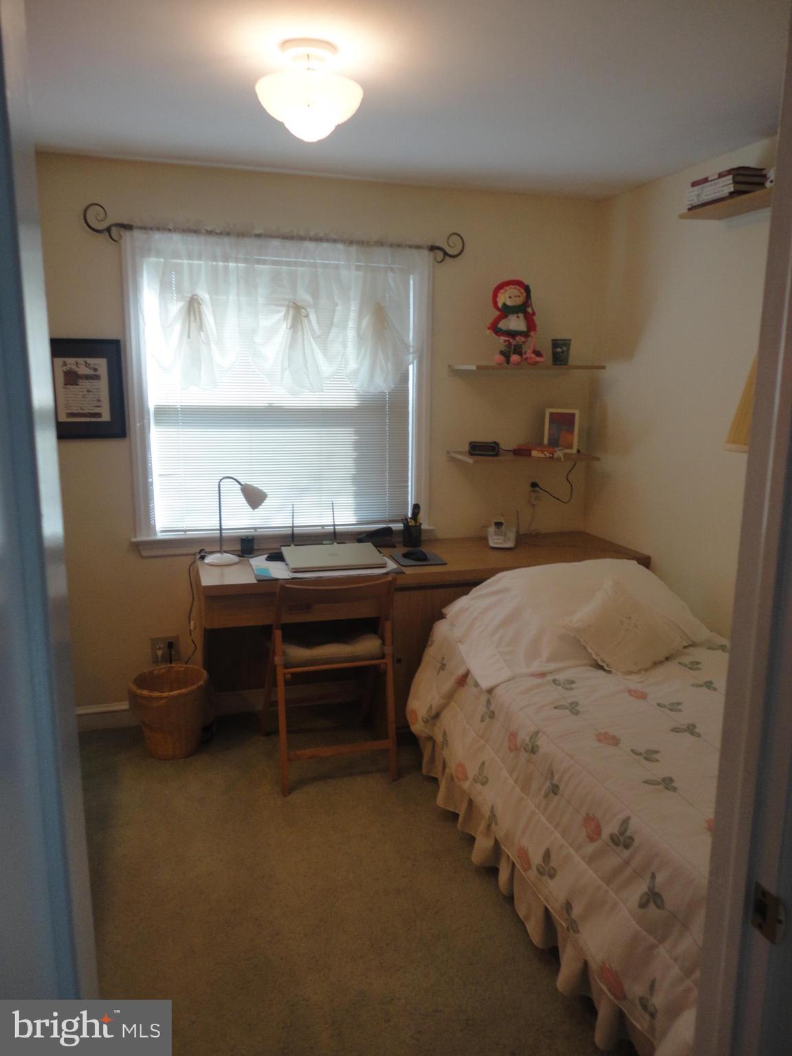 462 Wheatsheaf Road Springfield, PA 19064 - Photo 16 of 27 Bedroom 3