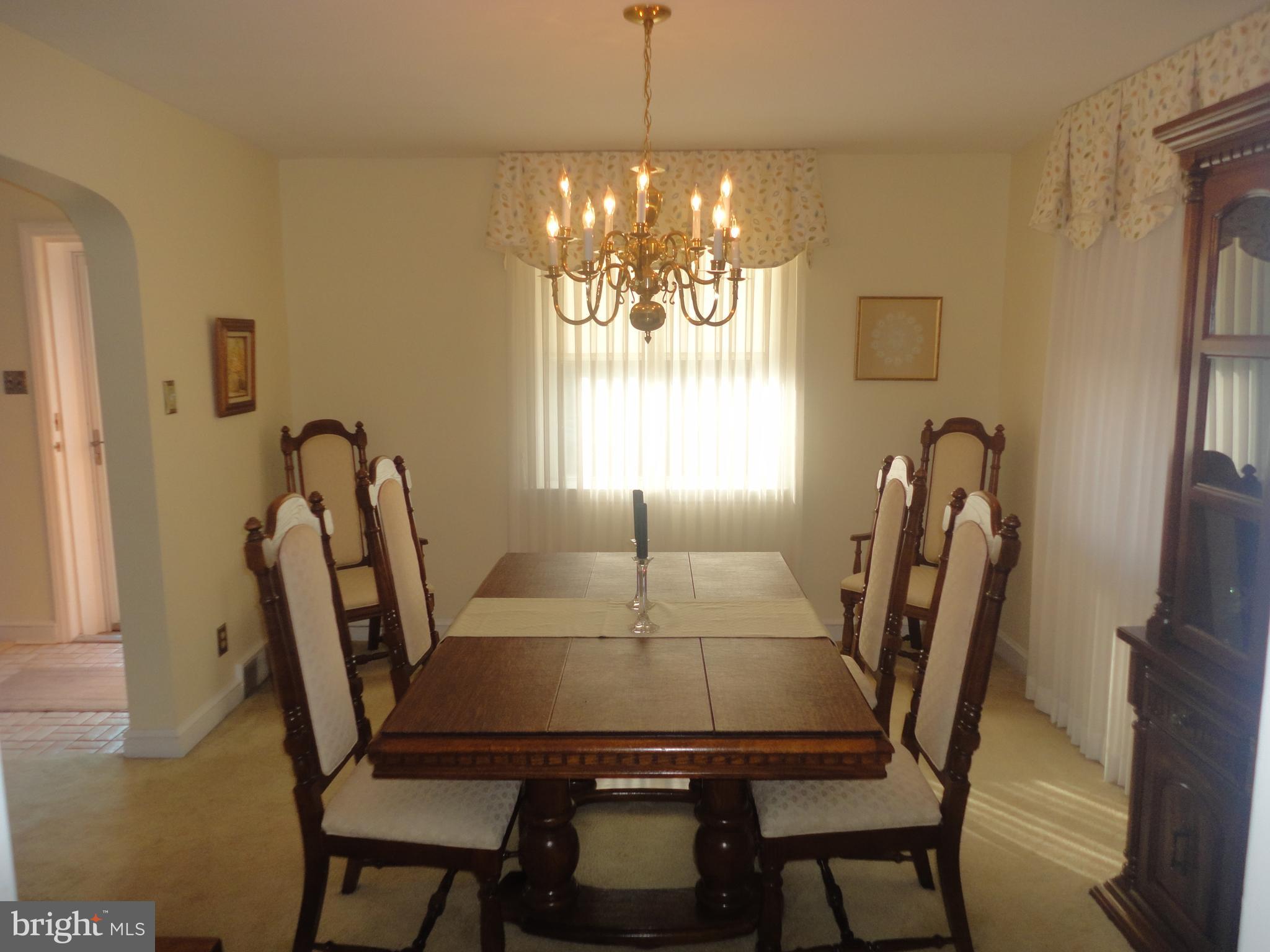 462 Wheatsheaf Road Springfield, PA 19064 - Photo 5 of 27 Dining Room