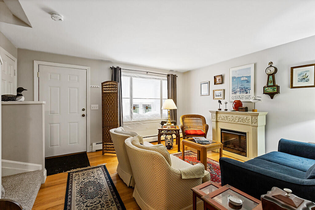 83 Middle Street, Unit 4 Hallowell, ME 04347 - Photo 8 of 47 30_BP5A3624_DxO_mls