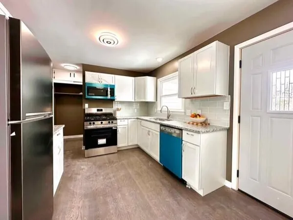 $349,900 | 6219 64th Street, Kenosha, WI 53142
