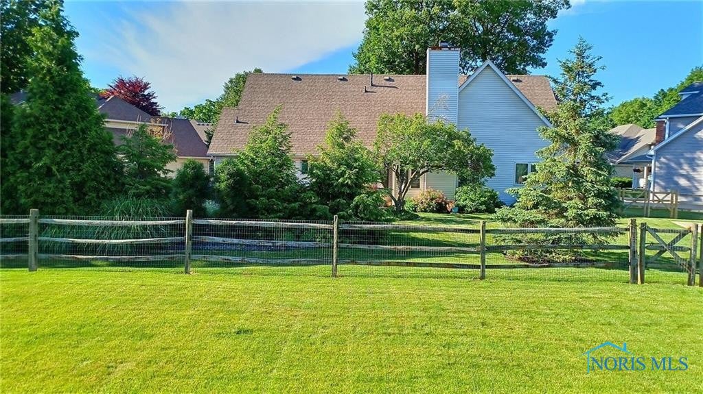521 Thackeray Road Maumee, OH 43537 - Photo 9 of 45 Gallery Image 9