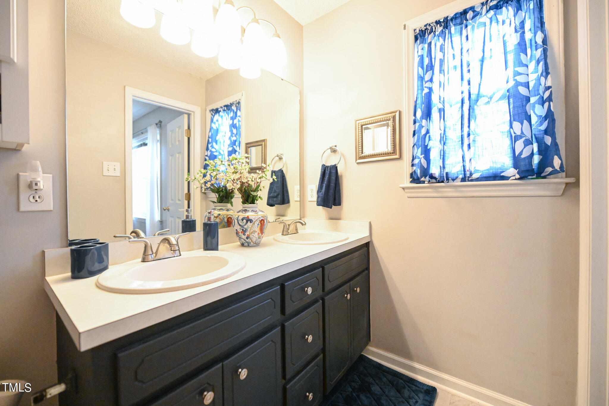 207 Beaver Ridge Way Benson, NC 27504 - Photo 23 of 37 023
