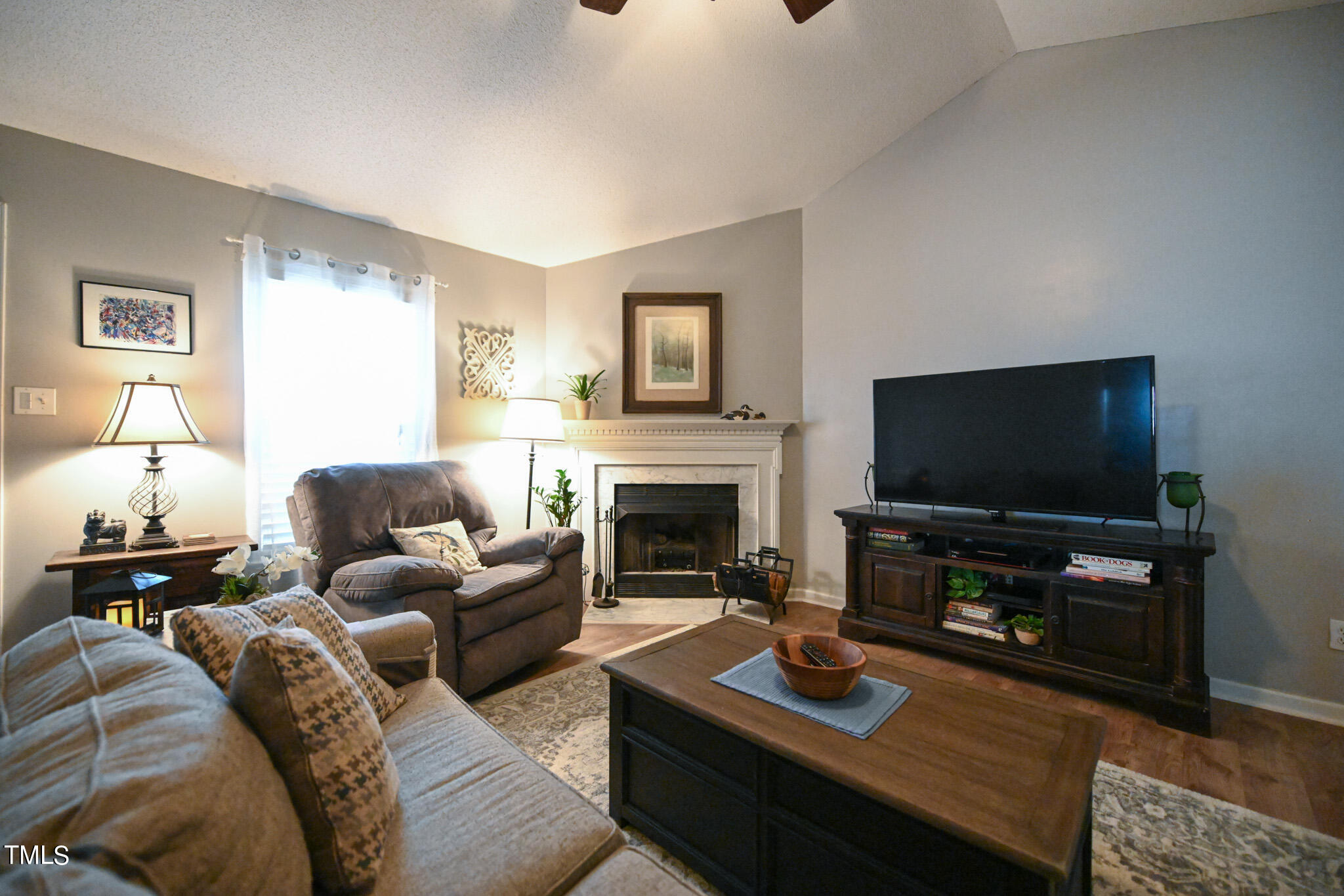 207 Beaver Ridge Way Benson, NC 27504 - Photo 9 of 37 009