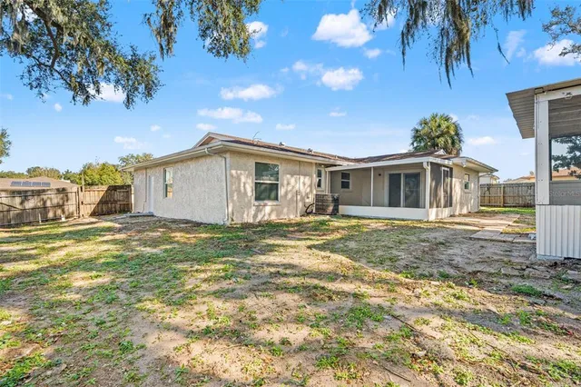 $339,500 | 815 Shangri La Drive, Seffner, FL 33584