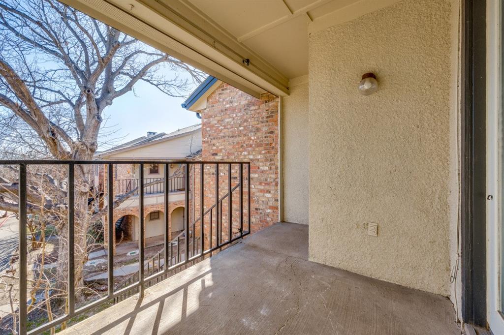 2835 Keller Springs Road, Unit 502 Carrollton, TX 75006 - Photo 23 of 27