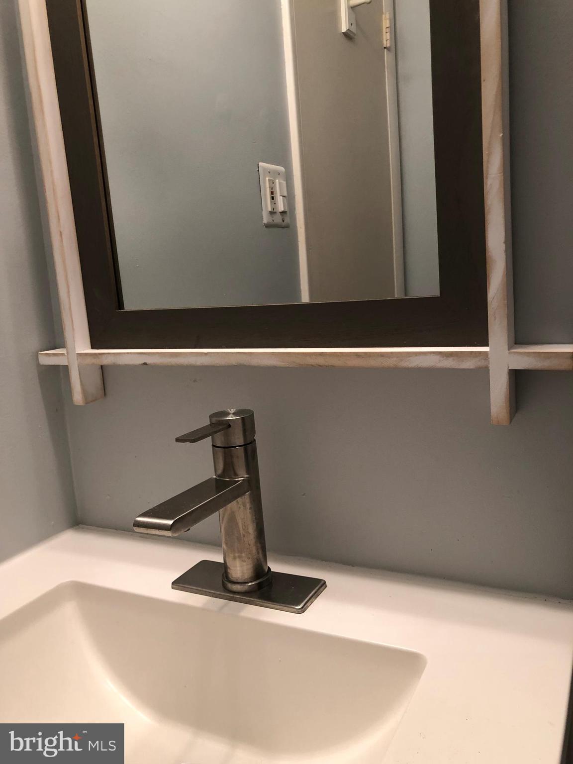 11622 Vantage Hill Road, Unit 21B Reston, VA 20190 - Photo 18 of 45 Gallery Image 18