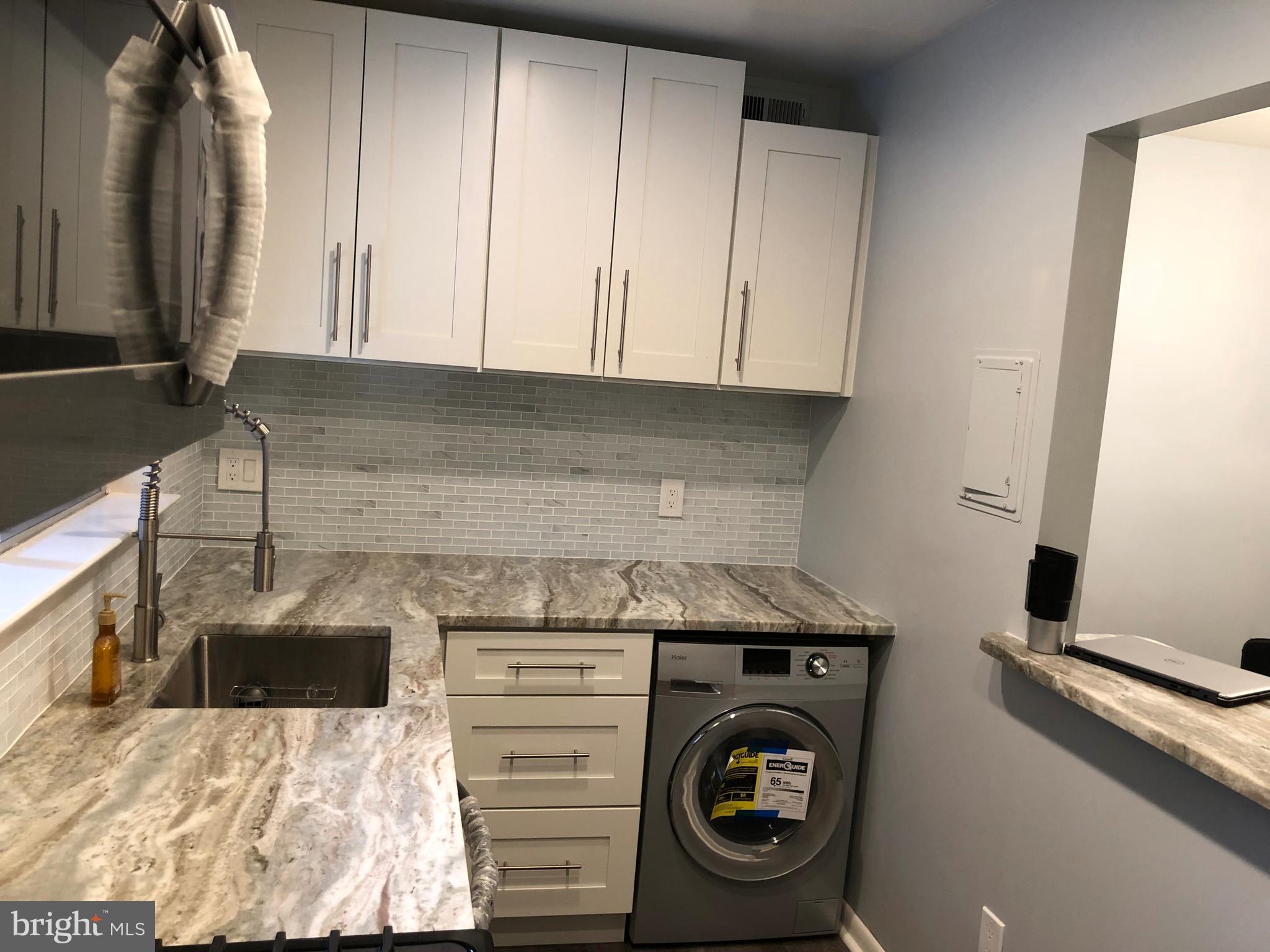11622 Vantage Hill Road, Unit 21B Reston, VA 20190 - Photo 5 of 45 Gallery Image 5