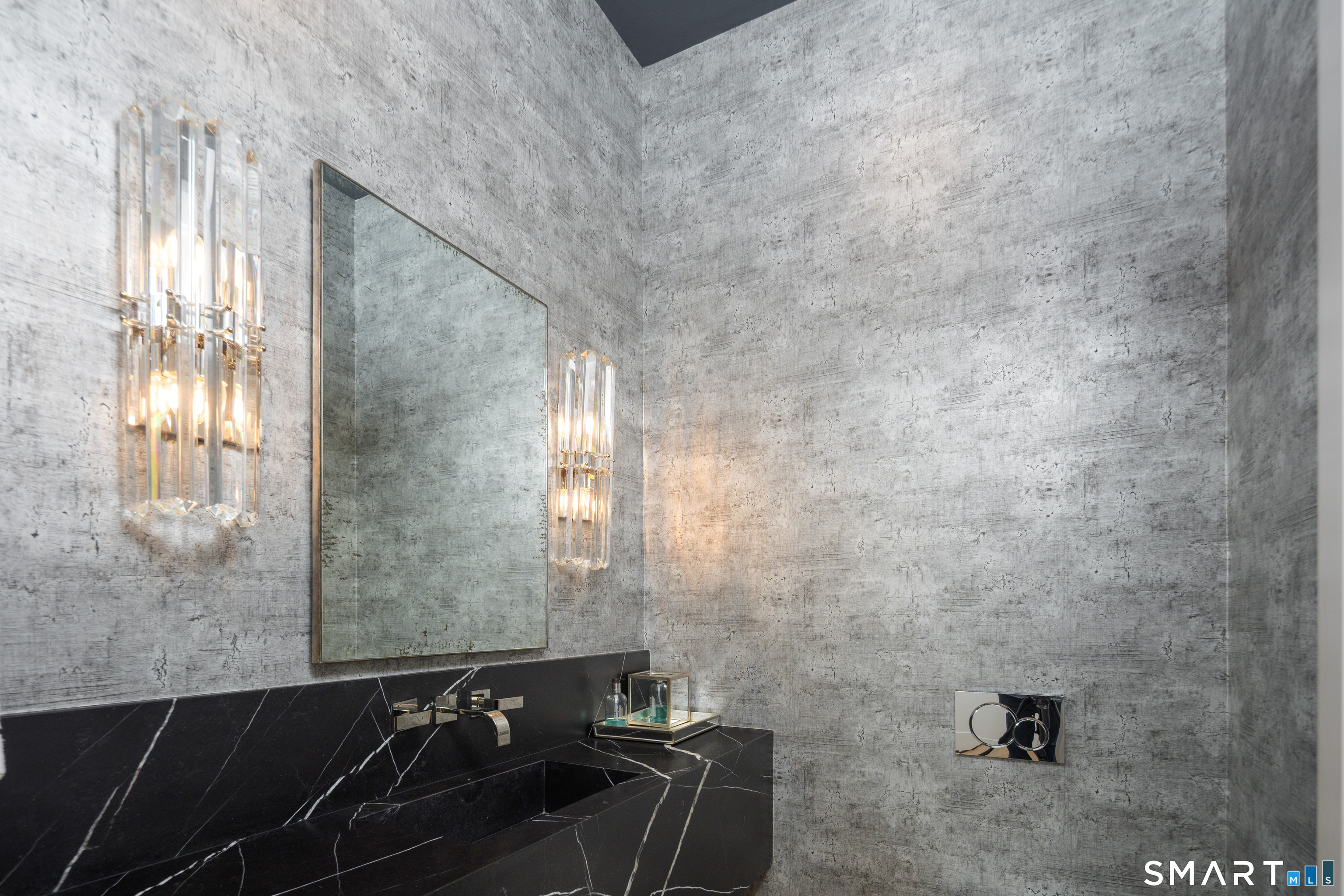 28 Old Farm Road Darien, CT 06820 - Photo 14 of 40